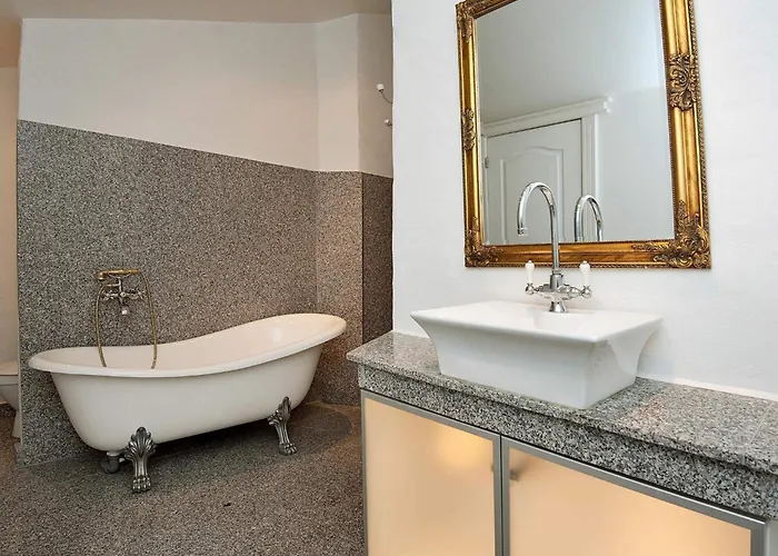 Luxury Retreat By Asbolholm - By Traum بيت للعطل